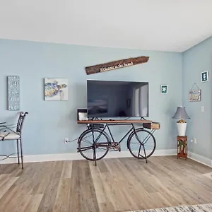 https://laketown-wharf-1704-by-nautical-properties-vacation-rentals.panamacity-beachhotels.com